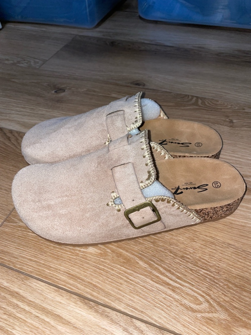 Seven7 Suede Clogs Mule Sandals with Buckle READ